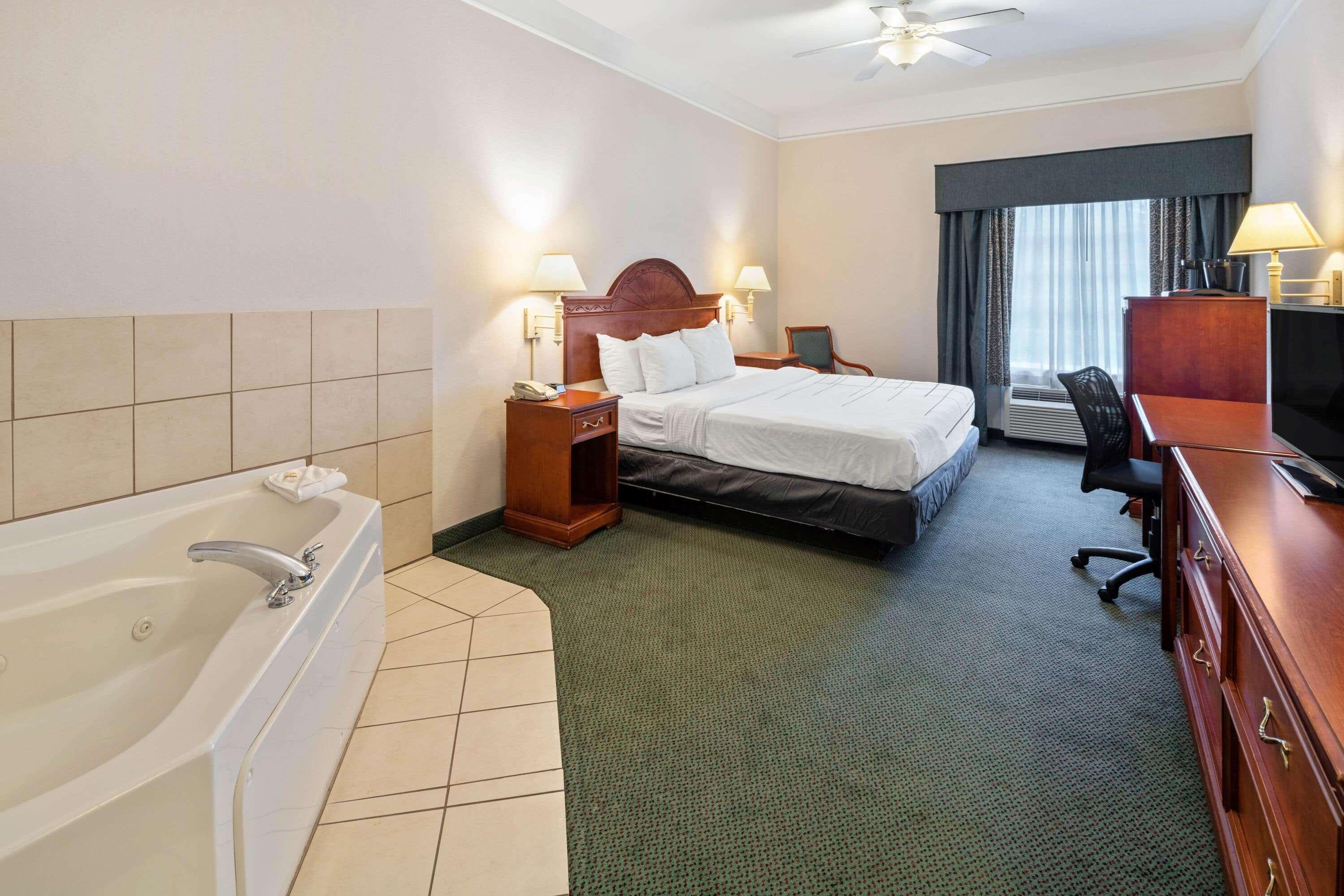 La Quinta Inn And Suites Fort Myers I-75 Ngoại thất bức ảnh